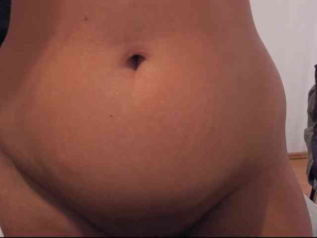 PreciousAilly webcam