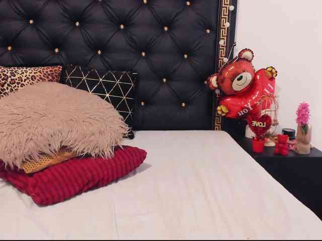 PreciousAilly PreciousAilly