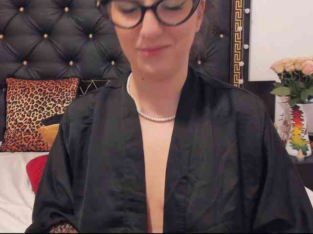 PreciousAilly webcam
