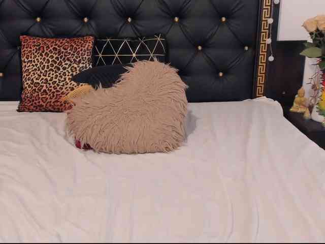 PreciousAilly webcam