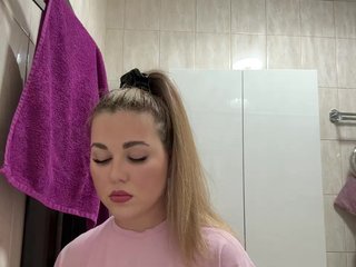 KateMiddleton Porn Show