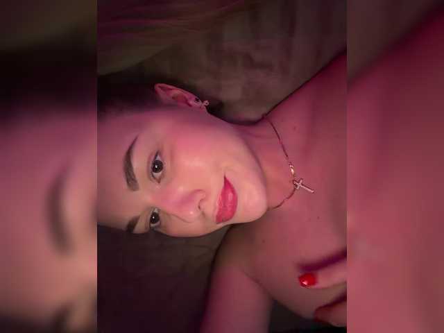 KateMid's BongaCams show and profile