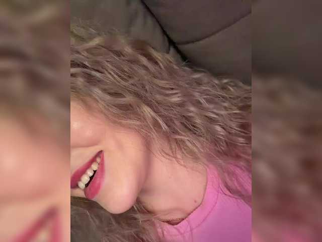 KateMid's BongaCams show and profile