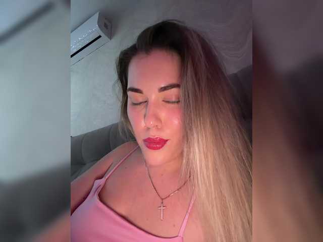 KateMid's BongaCams show and profile