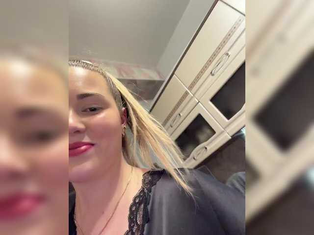 KateMid's BongaCams show and profile