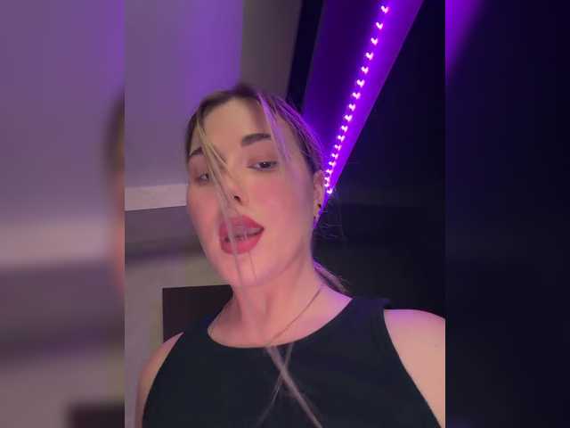 KateMid live cam