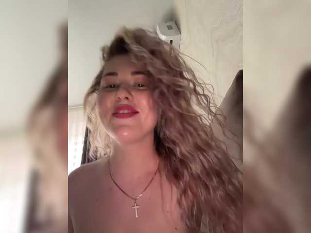 KateMid's BongaCams profile