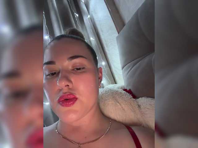 KateMid's BongaCams show and profile