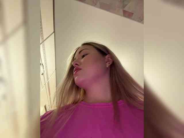 KateMid webcam