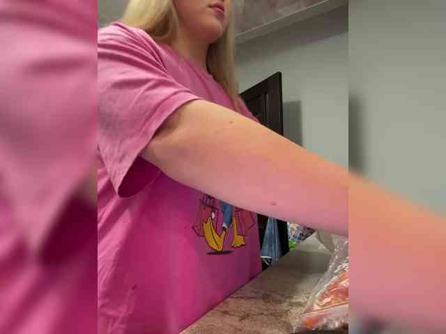 KateMid webcam