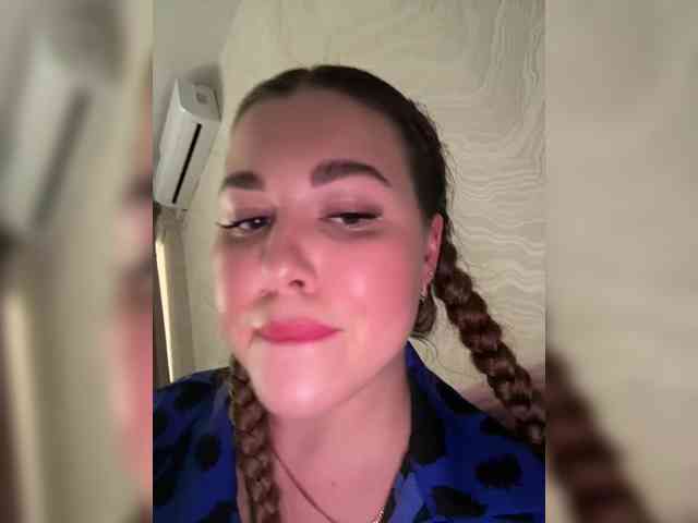 KateMiddleton webcam