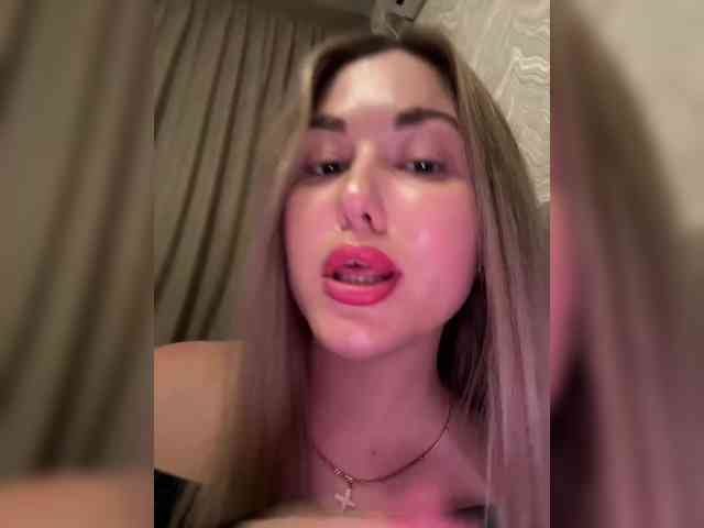 KateMid webcam