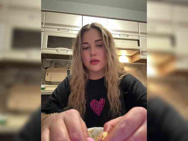 KateMid webcam