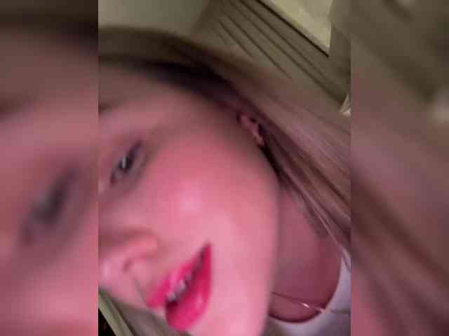 KateMid webcam