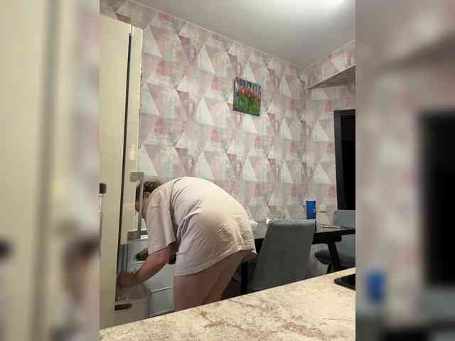 KateMid webcam