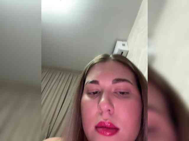 KateMid webcam