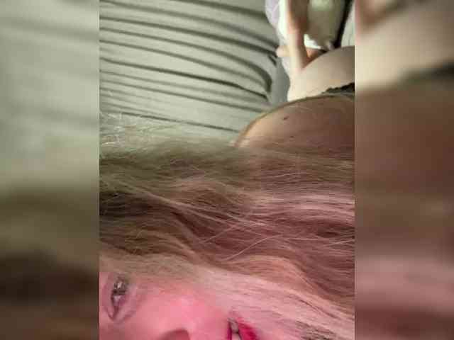 KateMid webcam