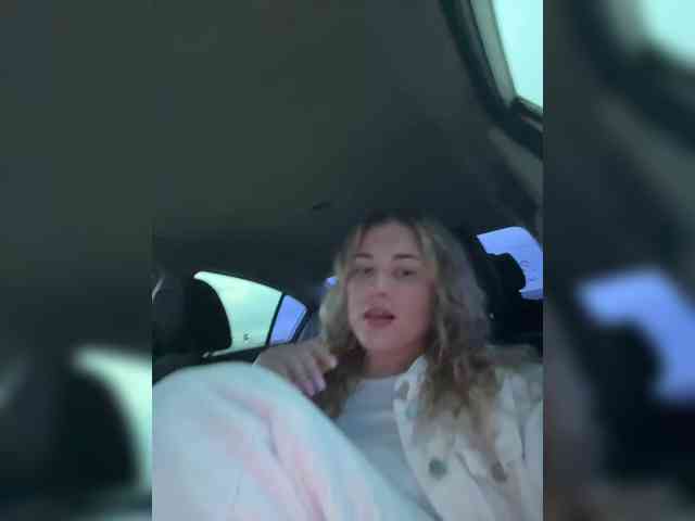 KateMid webcam