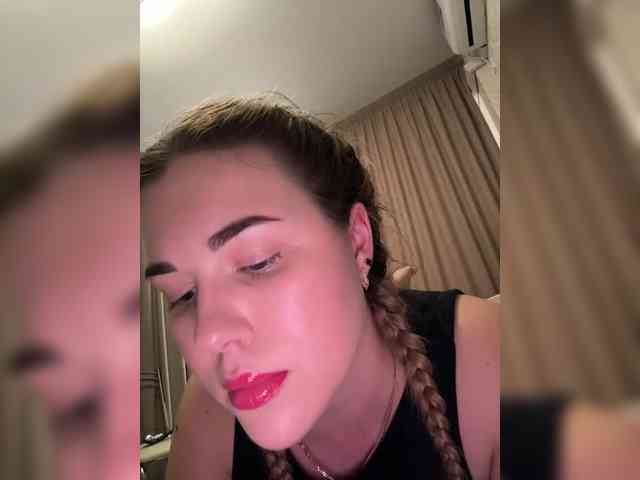KateMid webcam
