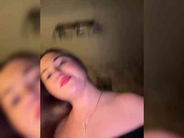KateMid webcam