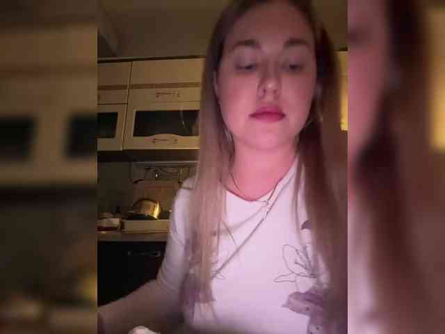 KateMid webcam
