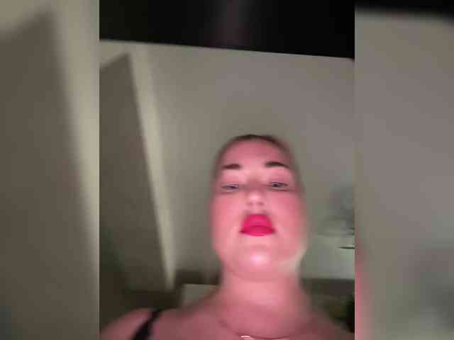 KateMiddleton webcam