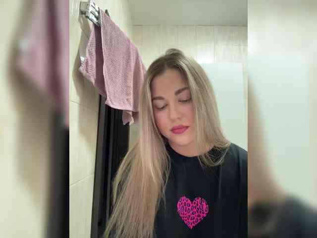 KateMid webcam