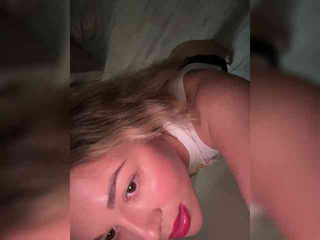 KateMid webcam