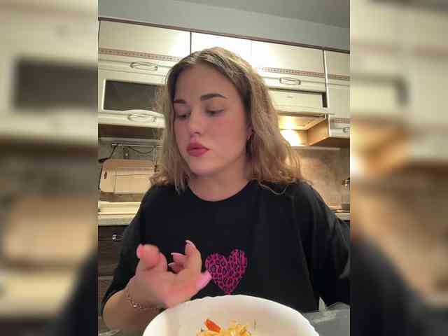 KateMid webcam