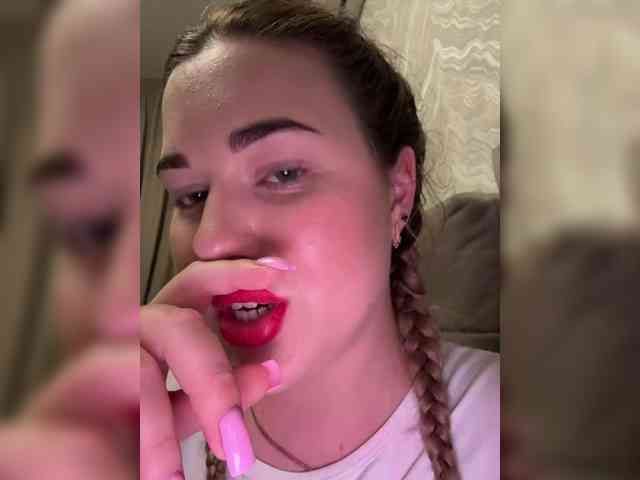KateMid webcam