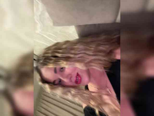 KateMid webcam