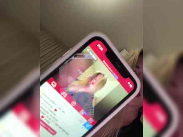 KateMid webcam