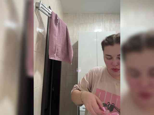 KateMid webcam