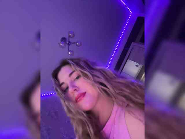 KateMid webcam