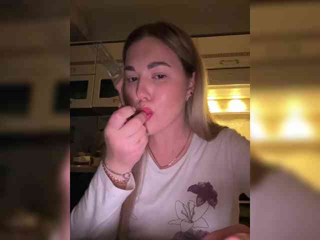 KateMid webcam