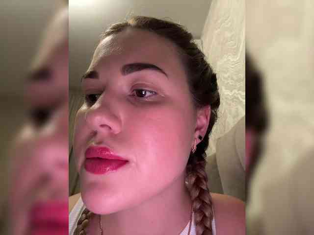 KateMid webcam