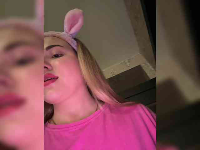 KateMid webcam