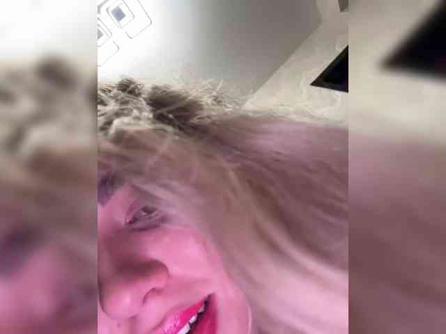 KateMid webcam
