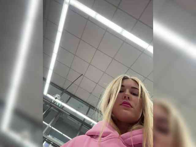 KateMid webcam