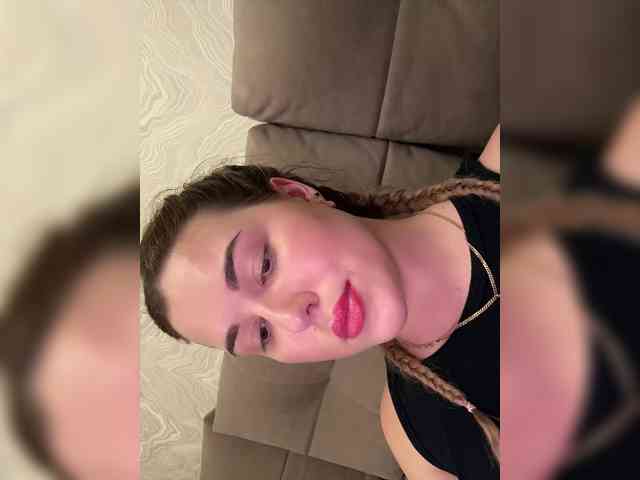 KateMid webcam