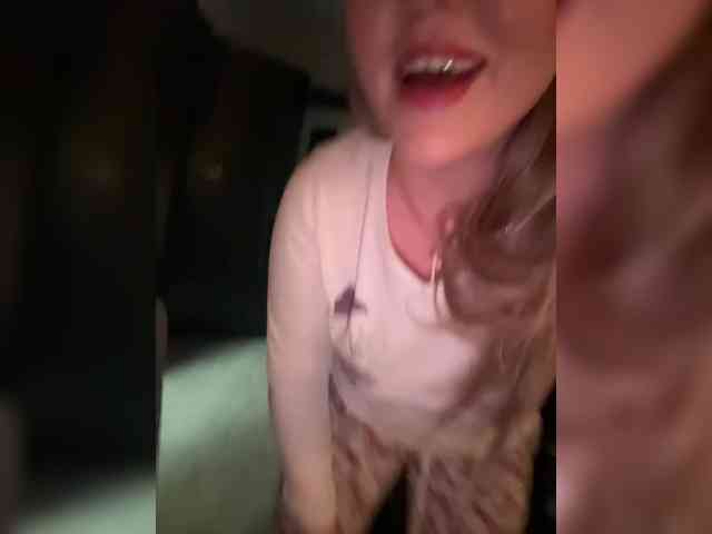 KateMid webcam
