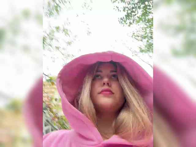 KateMid webcam