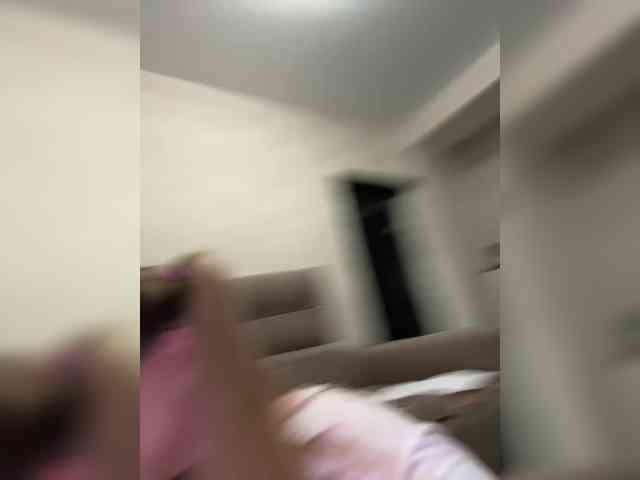 KateMid webcam