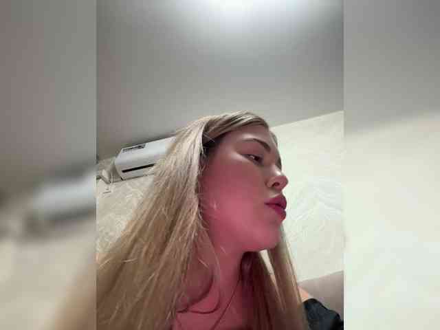 KateMid webcam