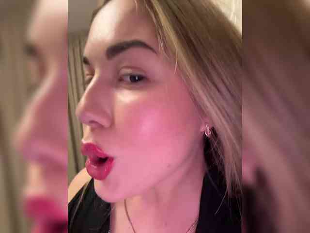KateMid webcam