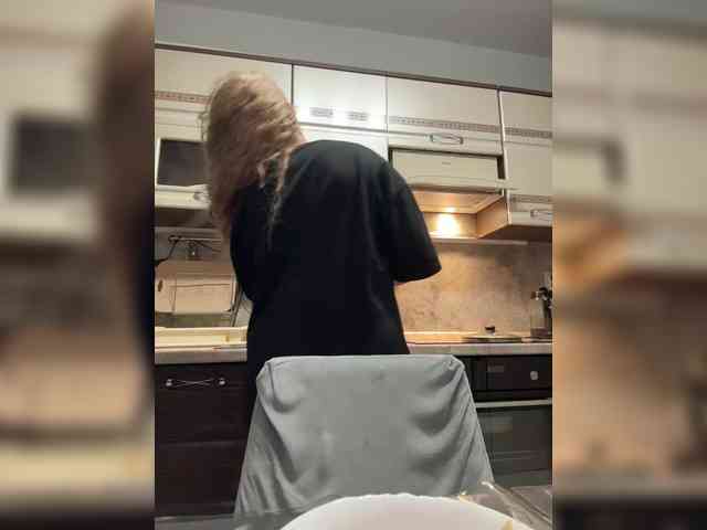 KateMid webcam