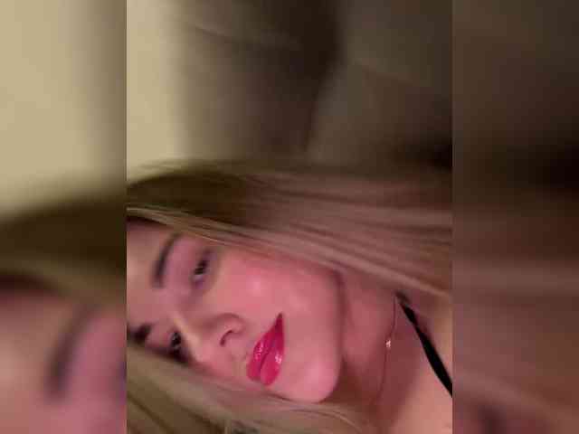 KateMid webcam