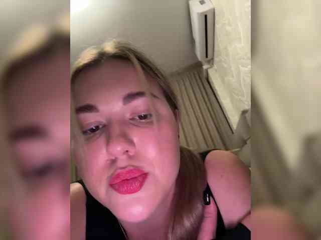 adult cam xxx KateMid