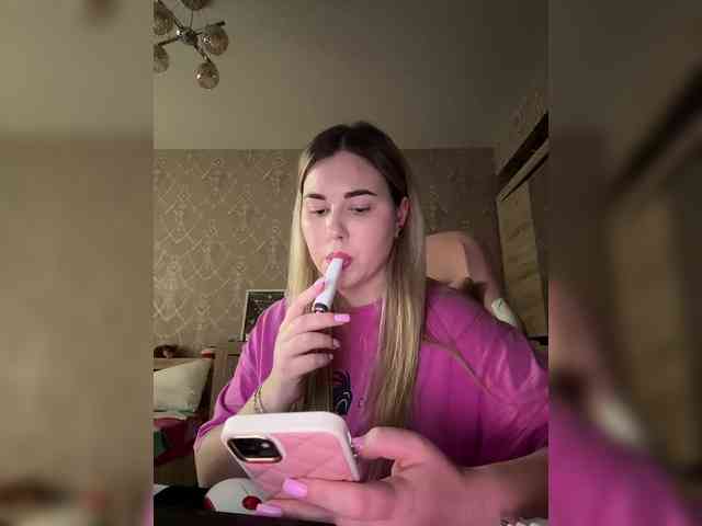KateMid webcam