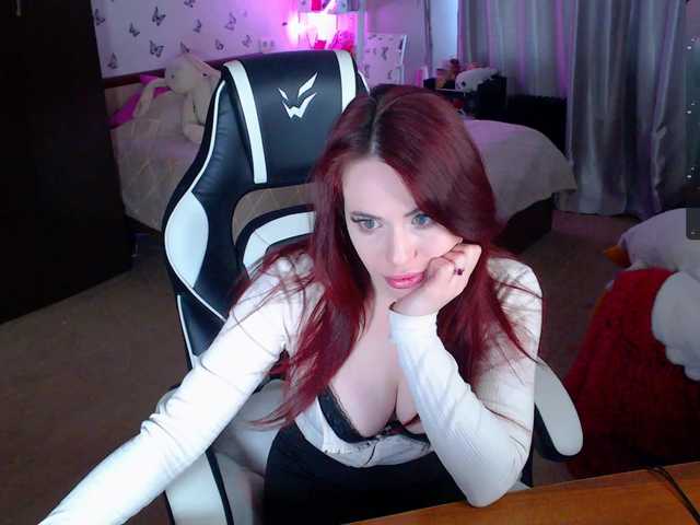 missalisaa's BongaCams show and profile